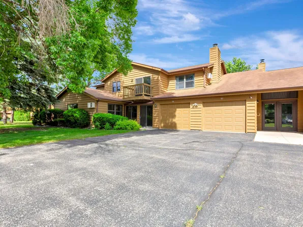 940 Babcock St APT 97, Neenah, WI 54956