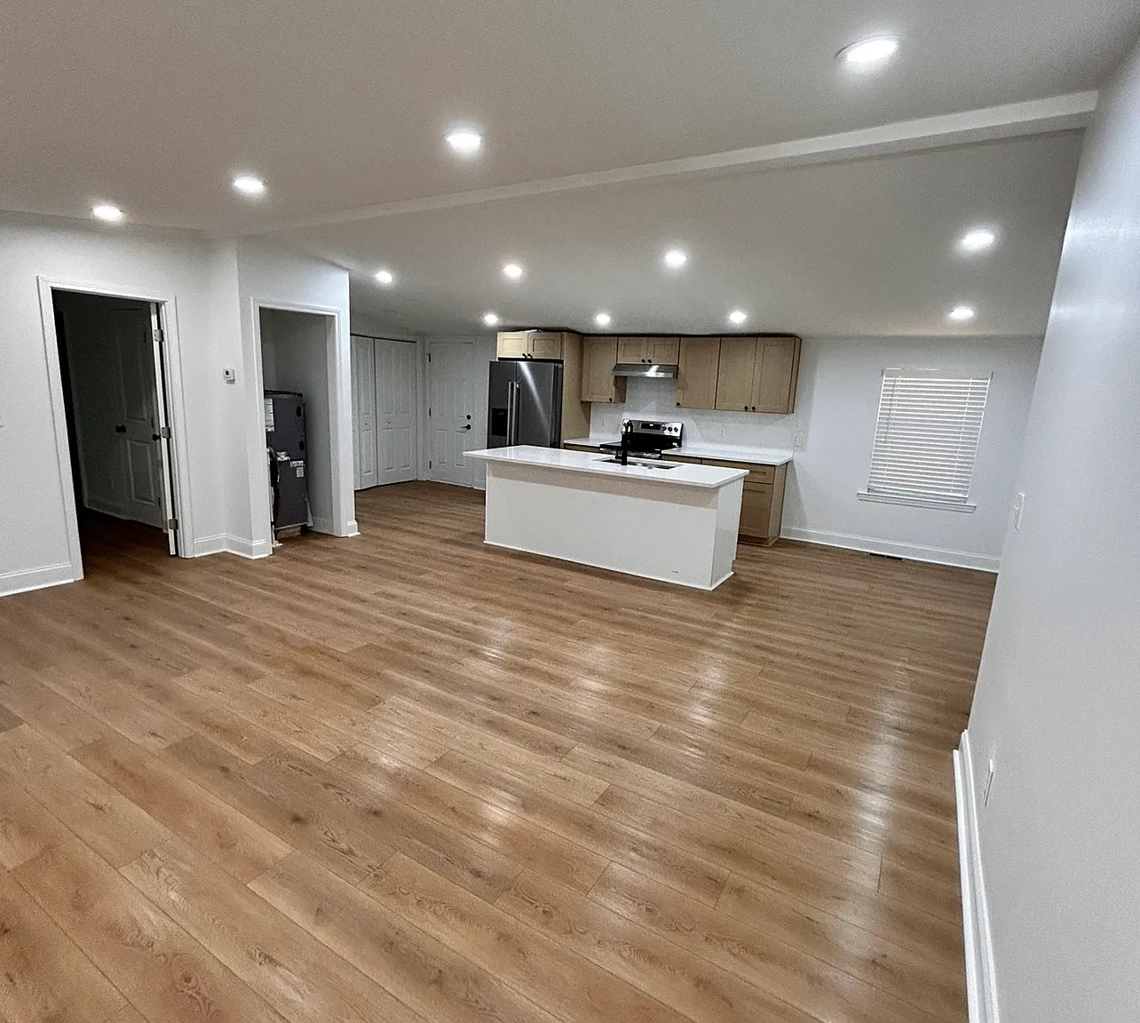 3 bed, 1400 sqft, $1,850 — Photo 4