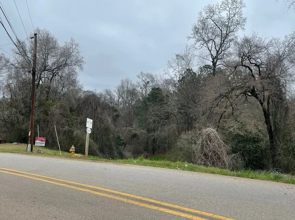 111 Lockwood St SW, Milledgeville, GA 31061