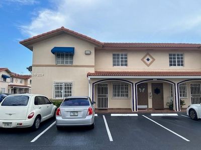 2236 W 74th St APT 102-17, Hialeah, FL, 33016