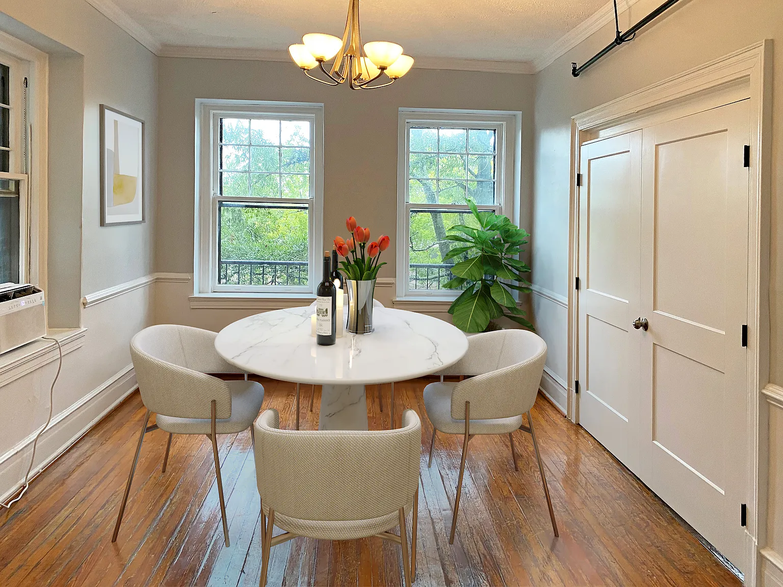 Carolina Apartments — Photo 4