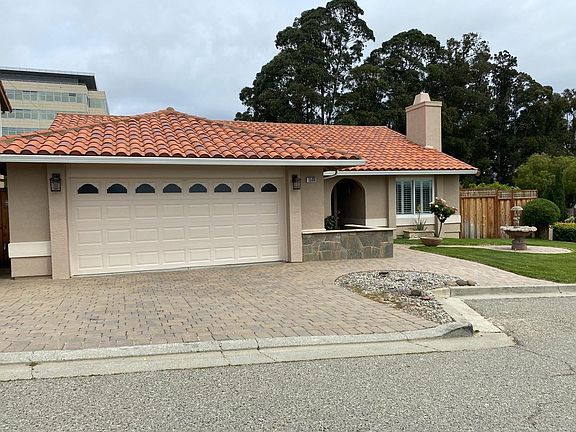 2nd image of 1500 Plumwood Pl