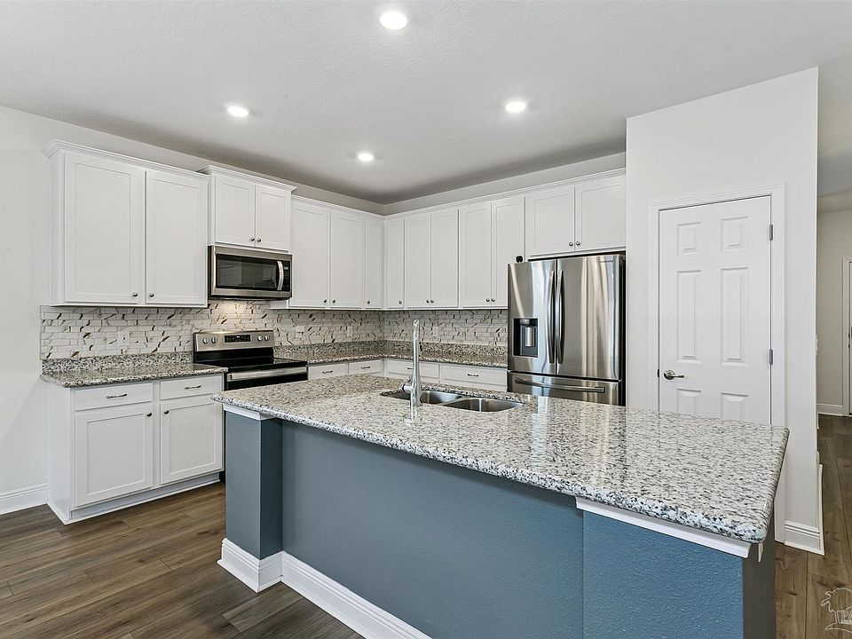1st image of 4737 Majestic Palm St