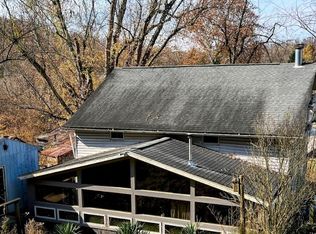 748 Browns Creek Rd, Sycamore, PA 15364