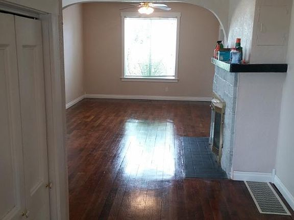 2nd image of 5202 S L St