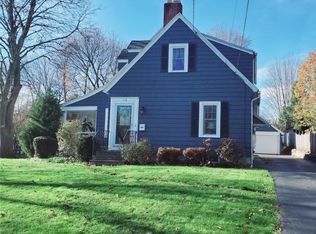 116 Dewittshire Rd, Syracuse, NY 13214