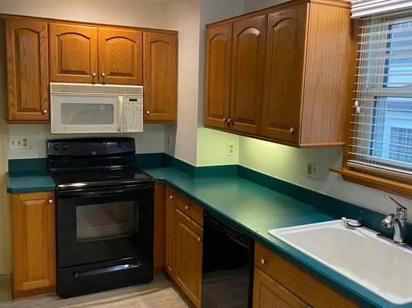 17803 Lakewood Heights Blvd, Lakewood, OH 44107