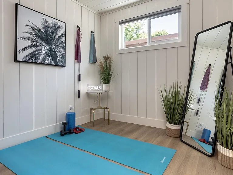 84 Centennial Ave — Photo 30