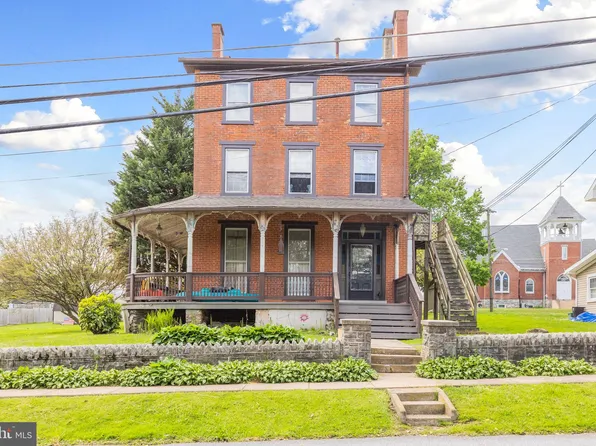 200 Cochran St, Cochranville, PA 19330