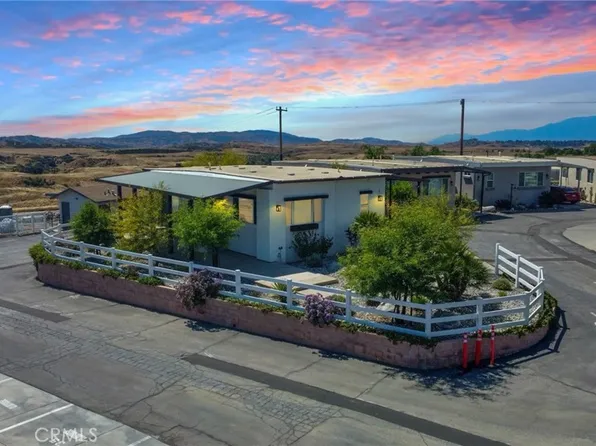 1134 Villa Calimesa Ln #27, Calimesa, CA 92320