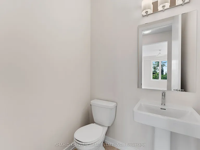 93 Hackamore Cres — Photo 17