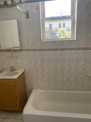 Rented by Owner | media 22