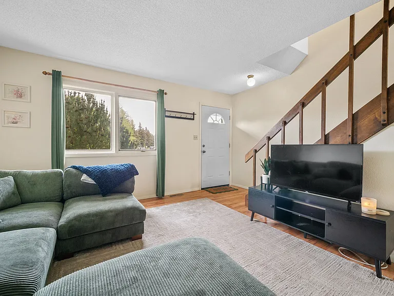 1358 N 19th St — Photo 6
