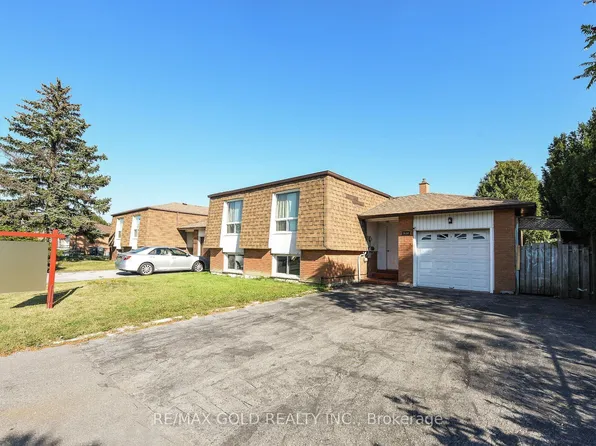 3630 Brandon Gate Dr, Mississauga, ON L4T 3E5