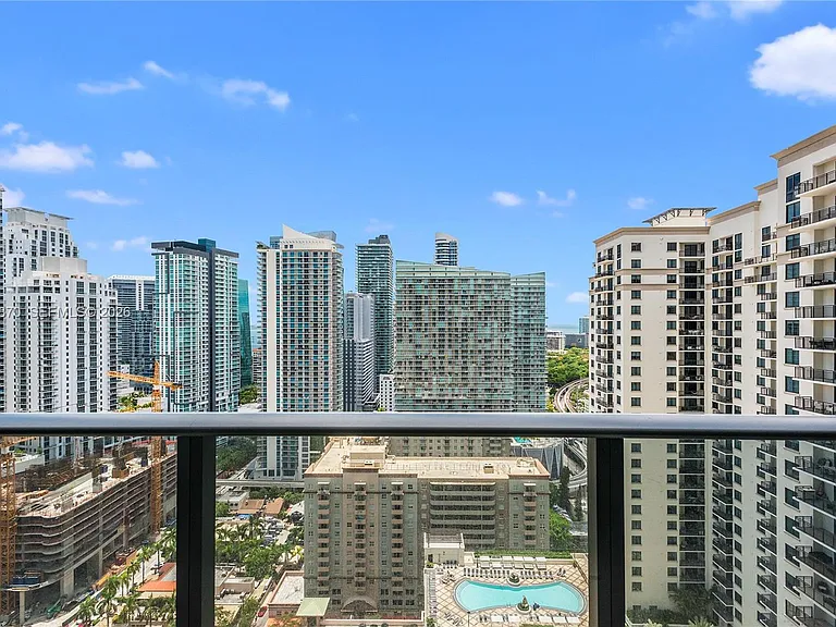 55 SW 9th St #2805 — Photo 3