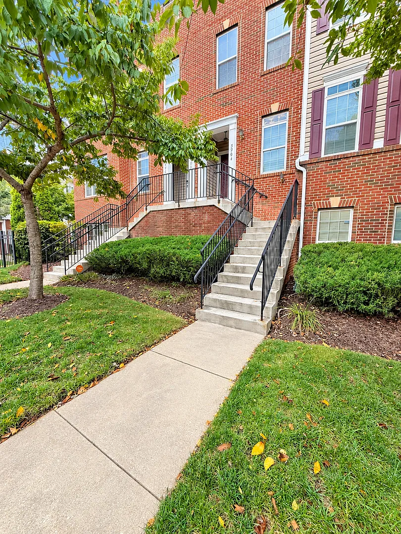 Spacious Suitland Townhome with Garage, Balcony & Primary Suite! — Photo 1
