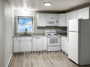 58 Old Concord Tpke APT 4, Barrington, NH 03825