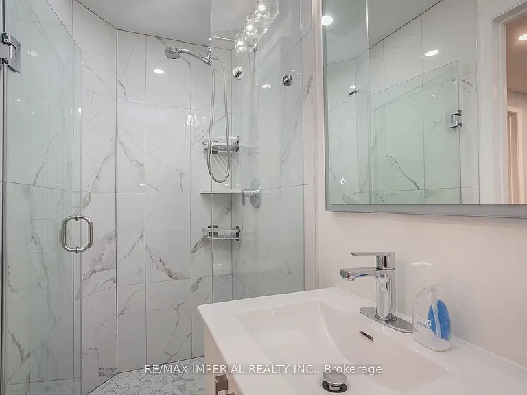48 Carlton Rd — Photo 14