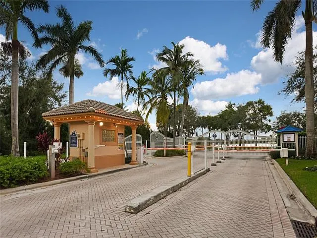 16744 NW 12th Ct — Photo 17