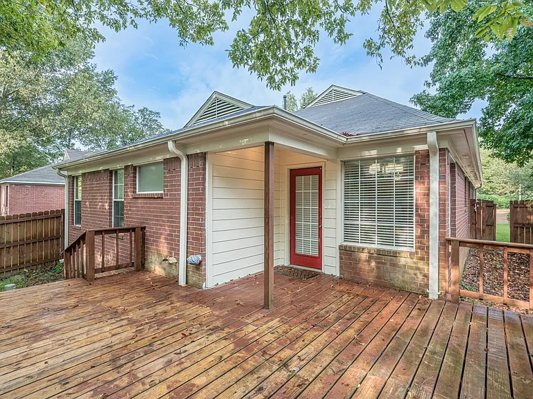 1168 Clear Creek Rd — Photo 15