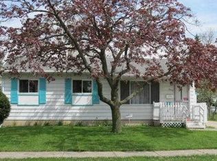 3614 Glenbrook Dr, Lansing, MI 48911