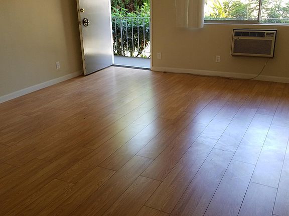 2nd image of 1221 Lyndon St APT 7