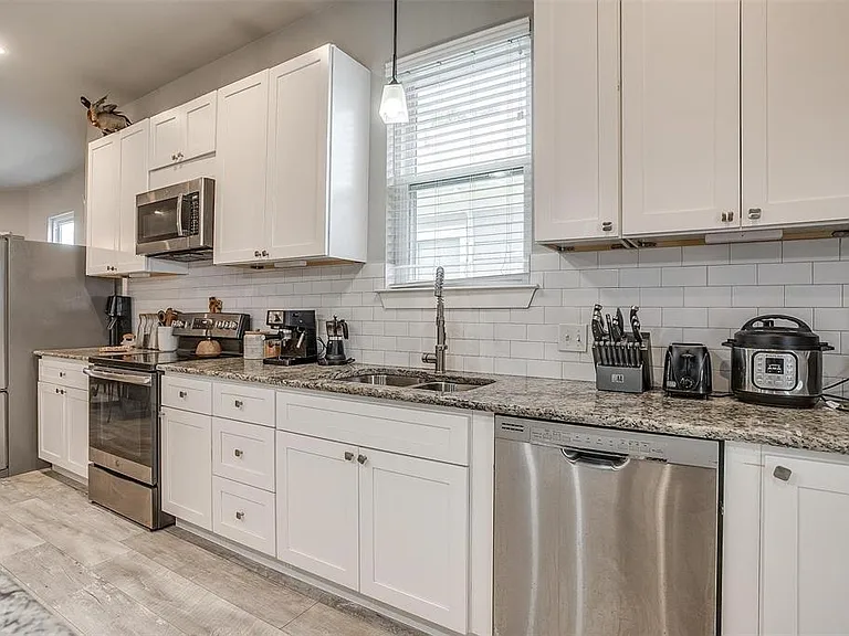 2905 S Jennings Ave — Photo 61