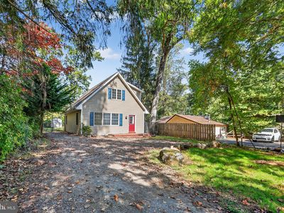 1709 Snyder Rd, Green Lane, PA, 18054