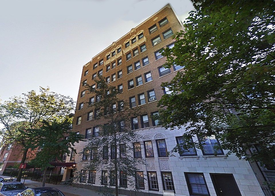 1st image of 817 W Lakeside Pl #104