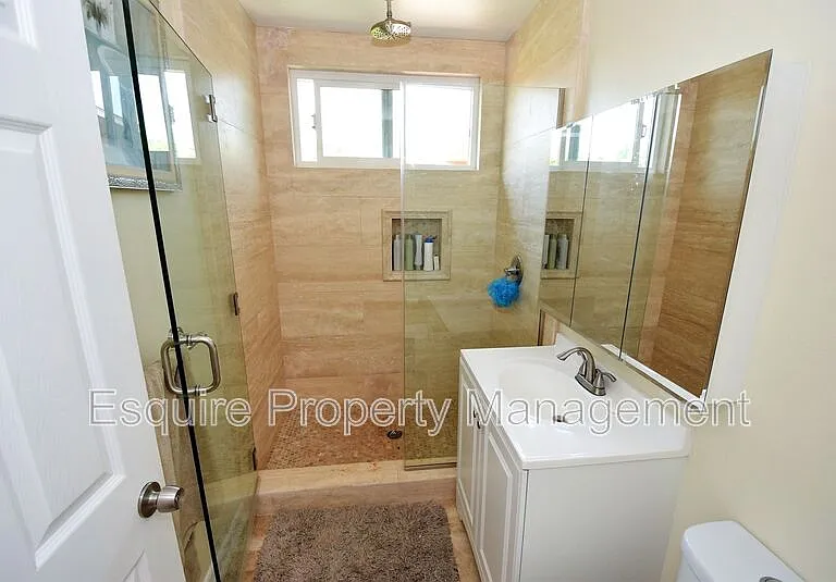 341 Julian St — Photo 6