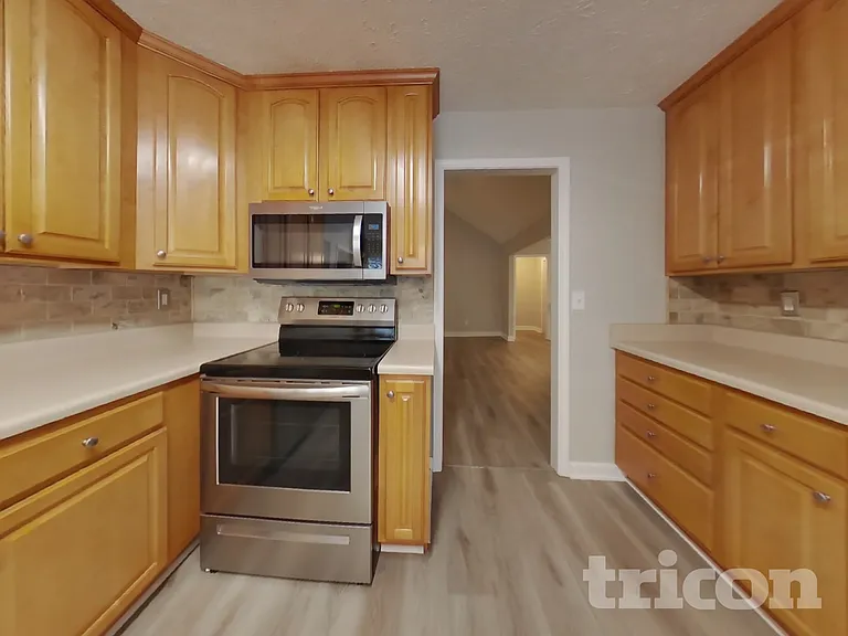 8870 Mae Ct — Photo 20
