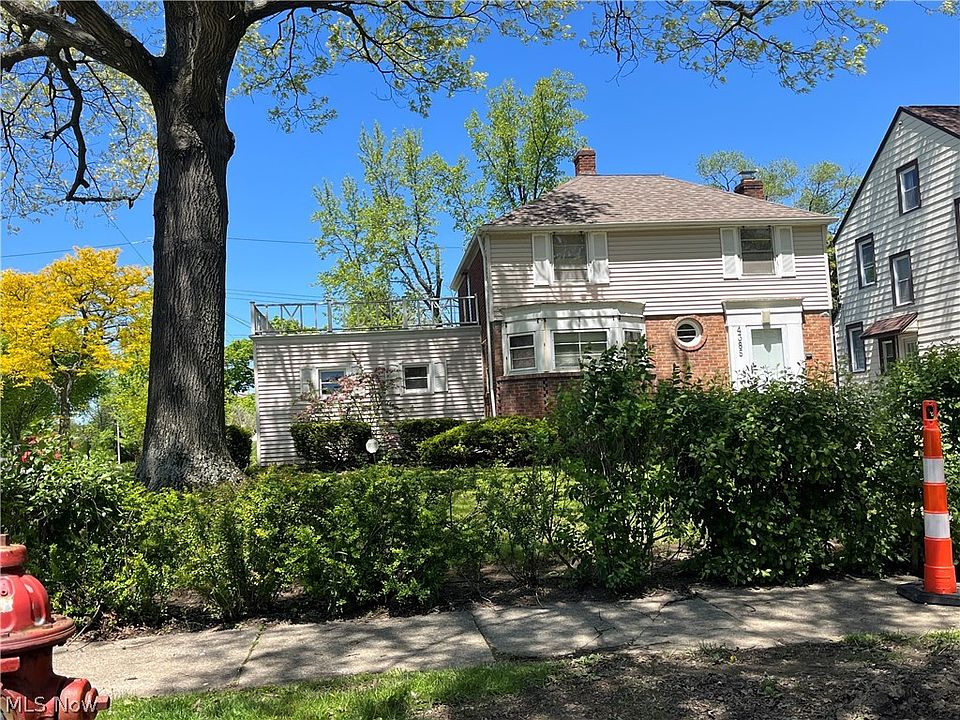 2nd image of 4385 Silsby Rd