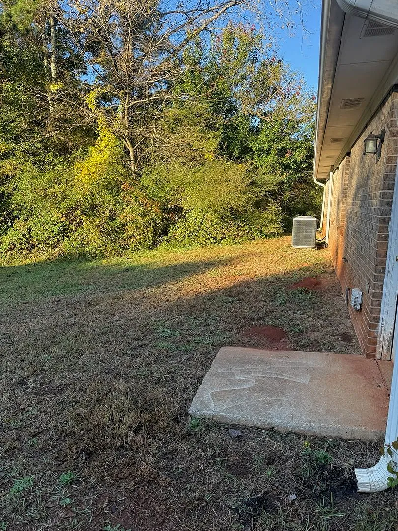 Charming 3 bedroom 1 bath house — Photo 4