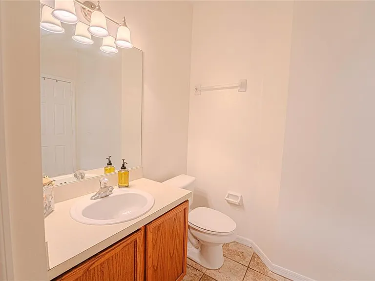 1236 N Fairway Dr — Photo 6
