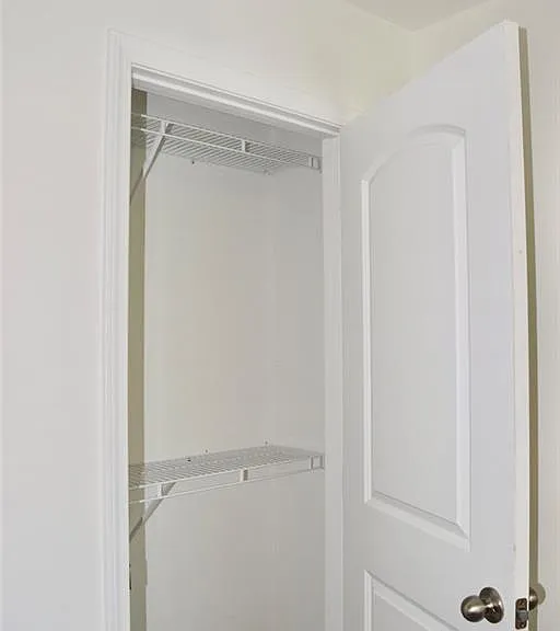 541 Ruths Dr — Photo 36