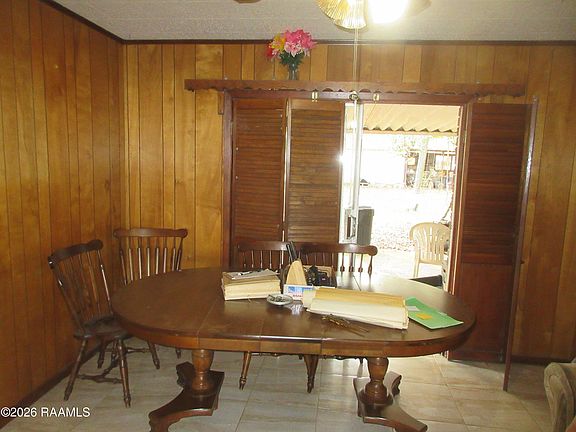 4th image of 102 Chicot Park Rd