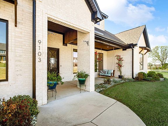 3rd image of 9103 Red Barn Way