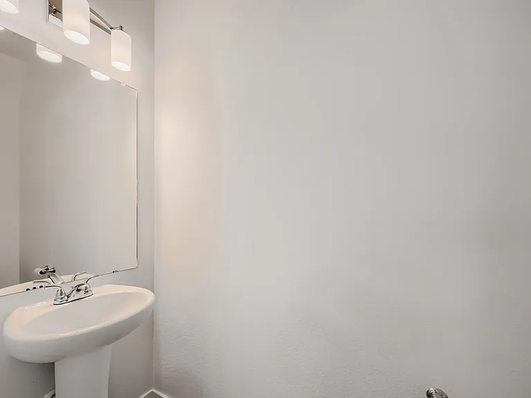6463 Crossdrum Point — Photo 16