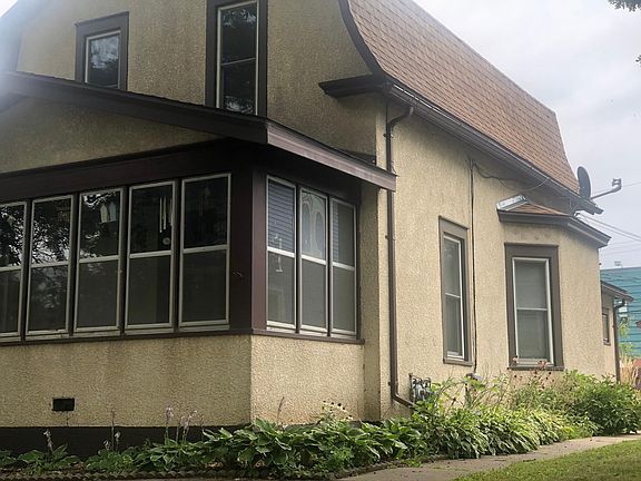 4th image of 2614 Colfax Ave N
