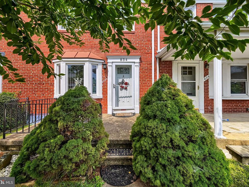 1st image of 834 Arncliffe Rd