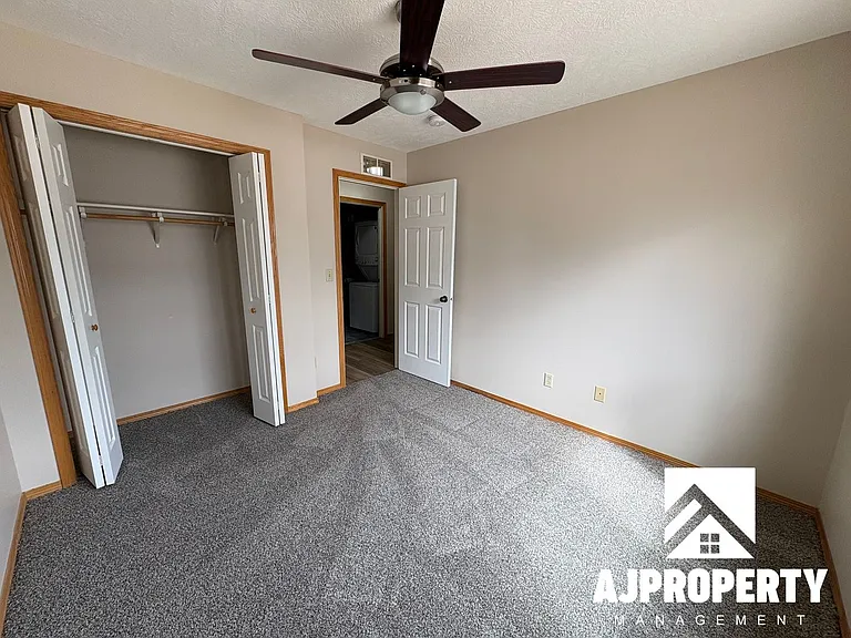 925 S Newcomb Ave — Photo 11
