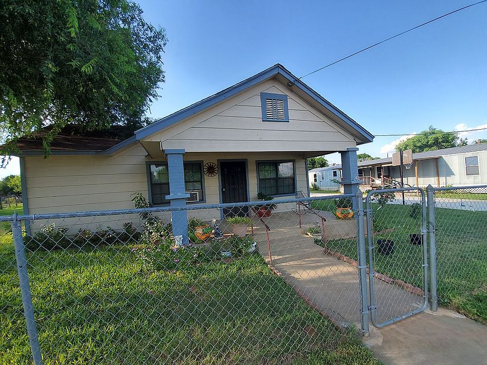1st image of 306 E Kohler St