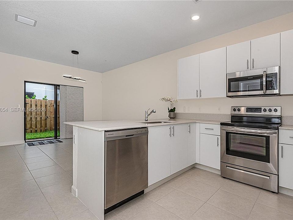 1st image of 261 SW 159th Ct #0