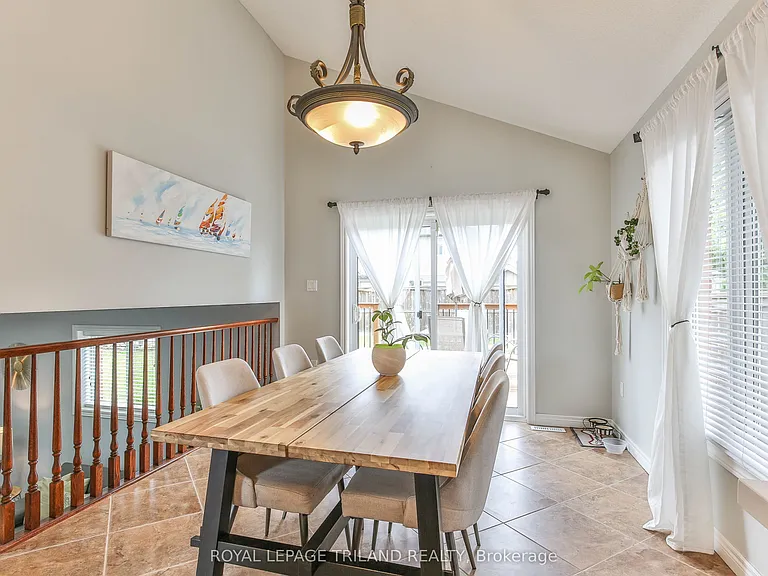 41 Owen Ct — Photo 15