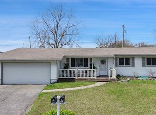 528 Raven Rd, Valparaiso, IN 46385
