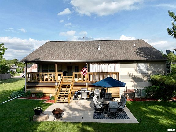 4th image of 1139 Willow Lake Dr