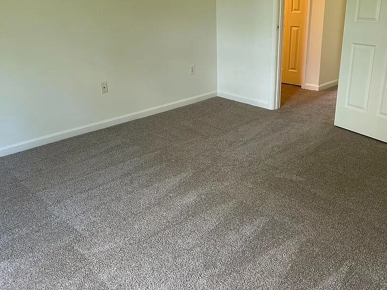 601 Meadowbrook Dr — Photo 10