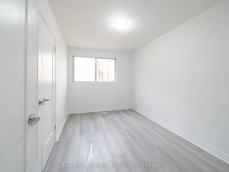 1285 White Oaks Blvd — Photo 6