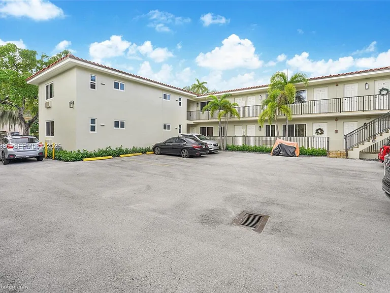 35 Antilla Ave #11 — Photo 8