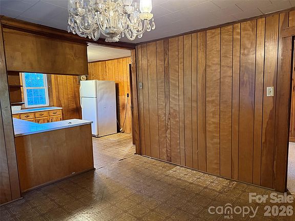 5th image of 3575 Huie St